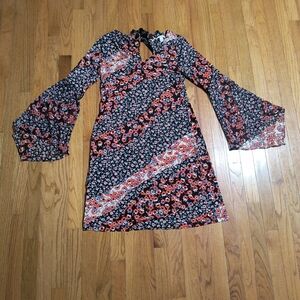 3/$10⭐ Westport 1962 bell sleeve dress, women's small, floral design